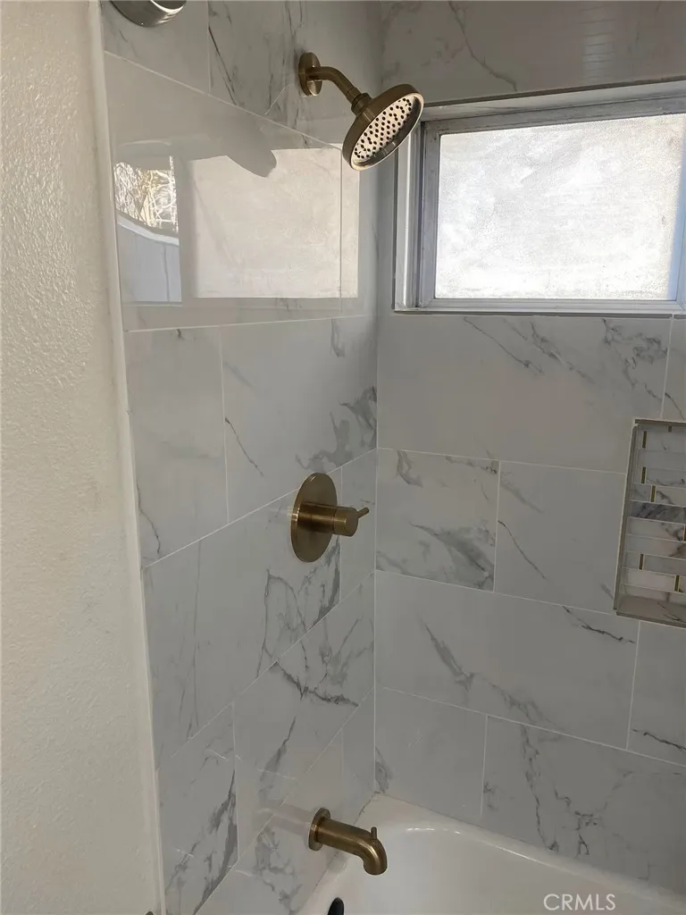 33012 Donner Running Springs, CA 92308