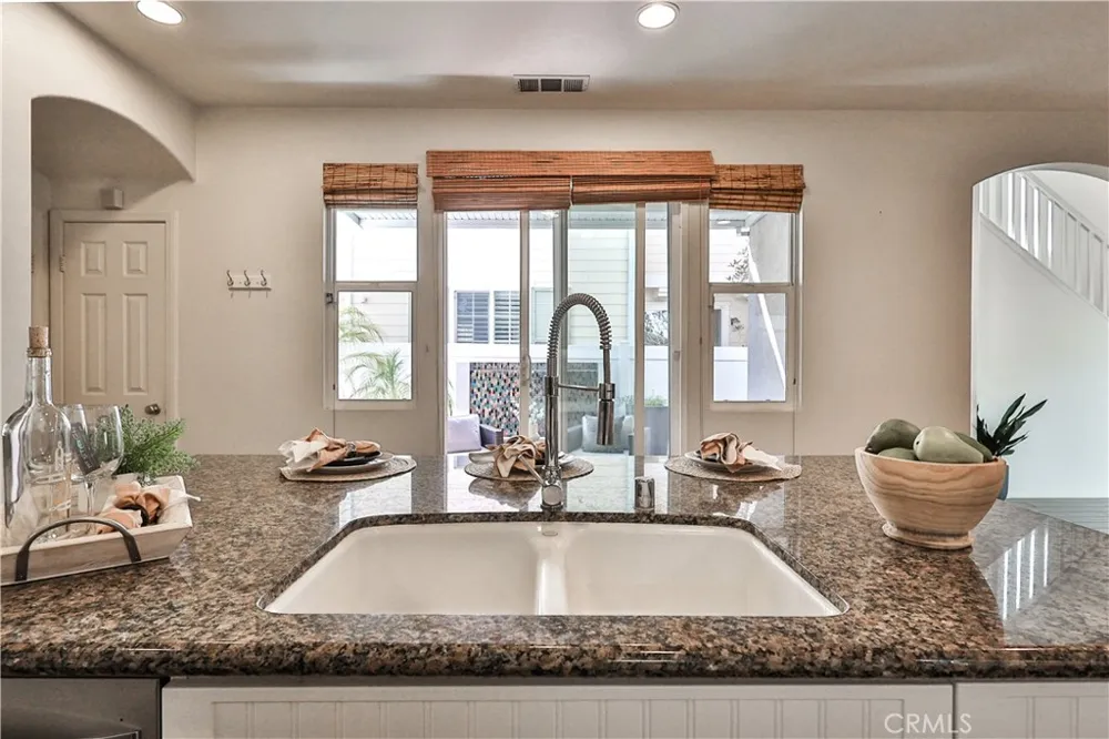 28814 S Lake Dr Temecula, CA 92591
