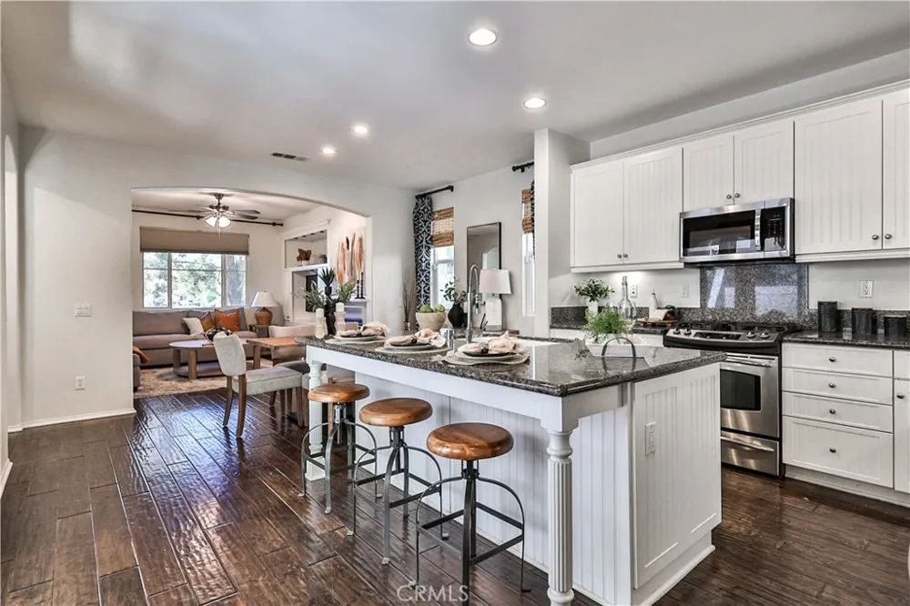 28814 S Lake Dr Temecula, CA 92591
