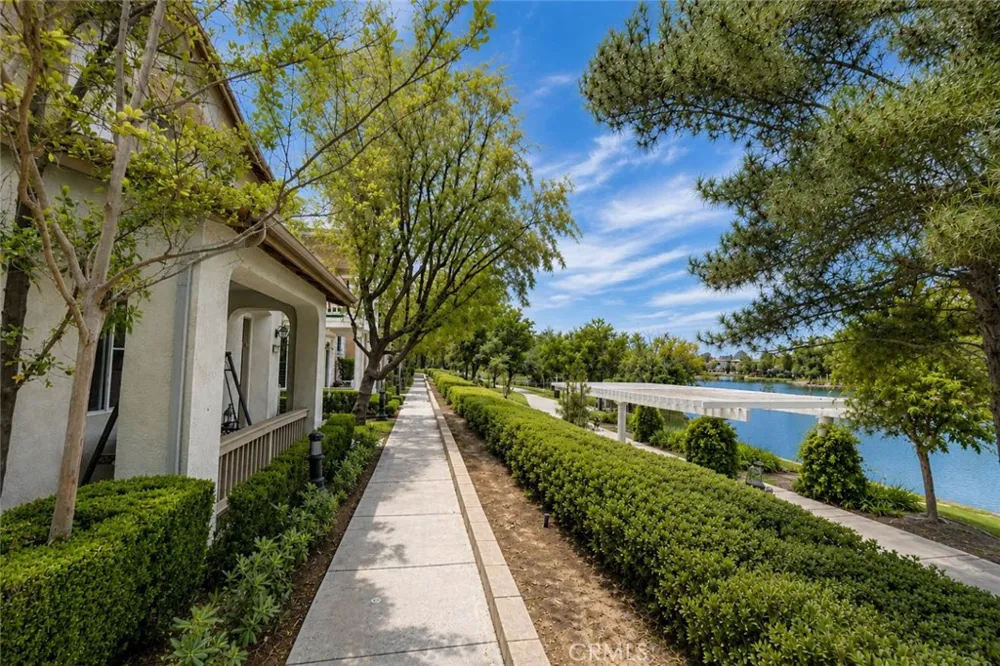 28814 S Lake Dr Temecula, CA 92591