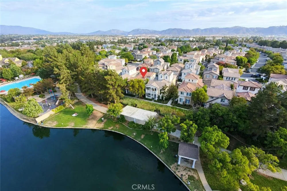 28814 S Lake Dr Temecula, CA 92591
