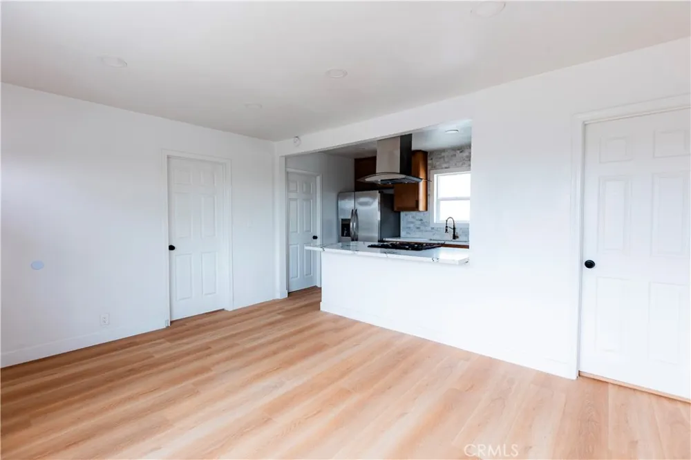 784 E Walton Street #B Signal Hill, CA 90755