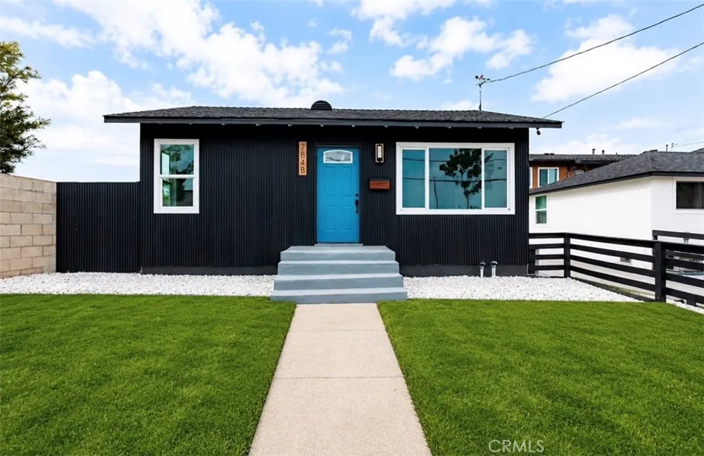 784 E Walton Street #B Signal Hill, CA 90755