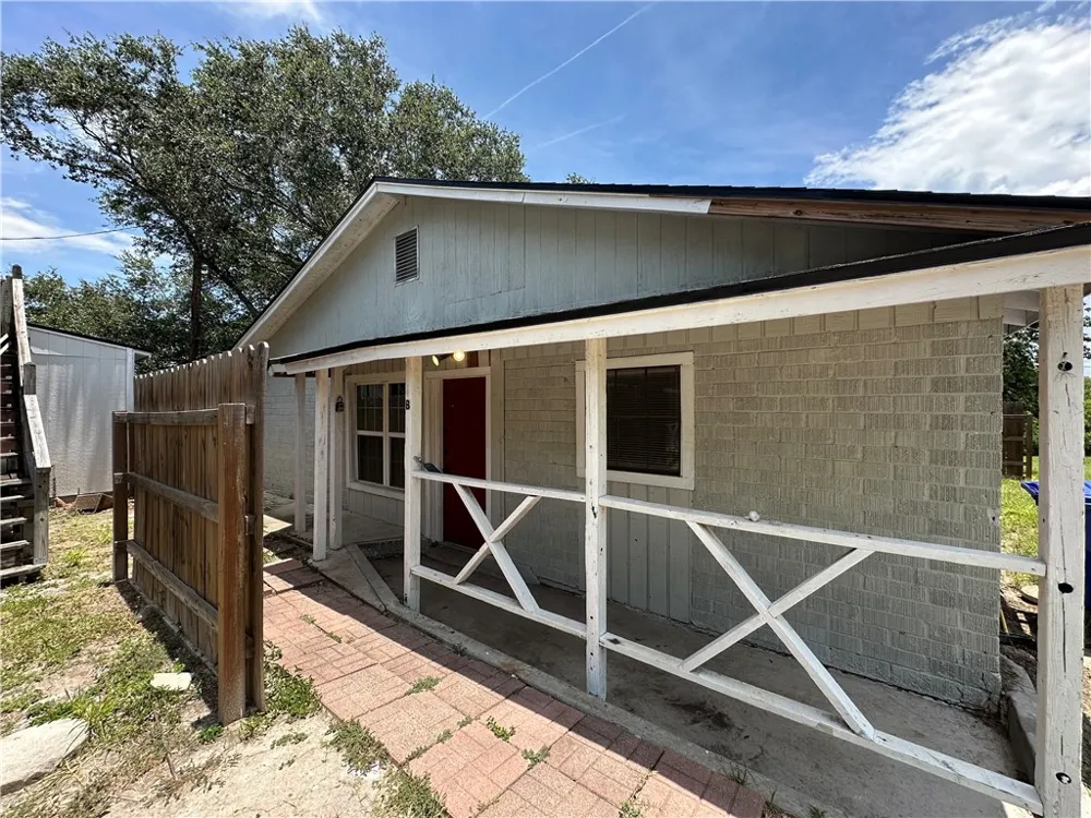 11150 Ih 37 #B Corpus Christi, TX 78410