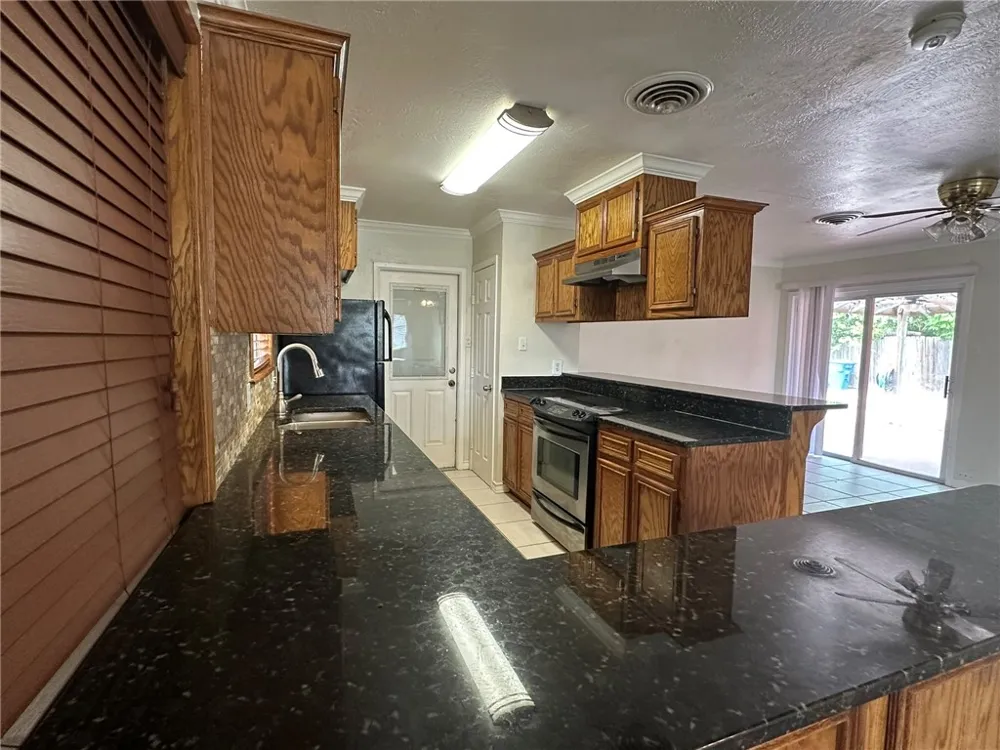 111 Driftwood Drive Portland, TX 78374