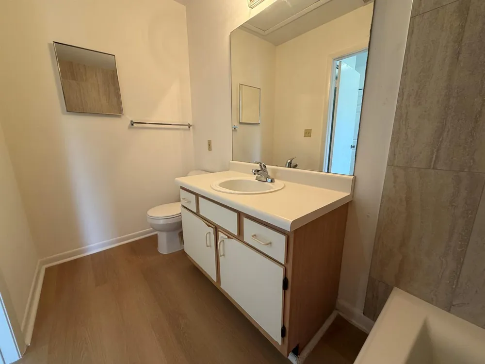 815 W Boynton Beach Boulevard #12-203 Boynton Beach, FL 33426