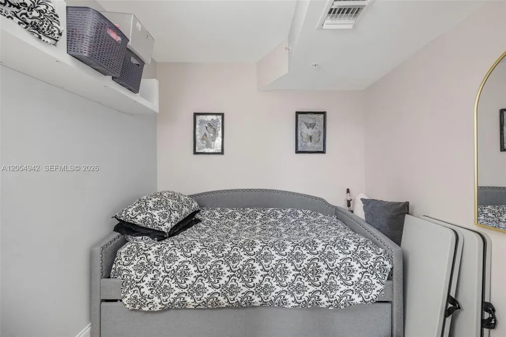 9499 Collins Ave #607 Surfside, FL 33154