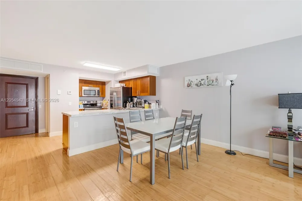 9499 Collins Ave #607 Surfside, FL 33154