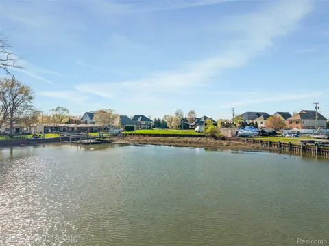 South River Road
