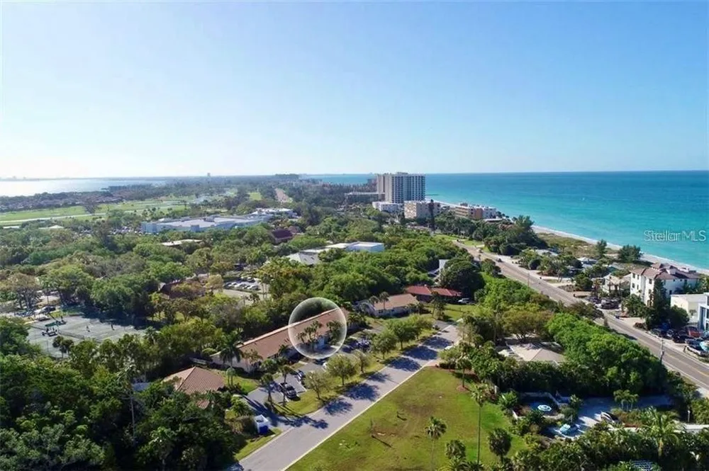 540 NEPTUNE AVENUE #7 Longboat Key, FL 34228