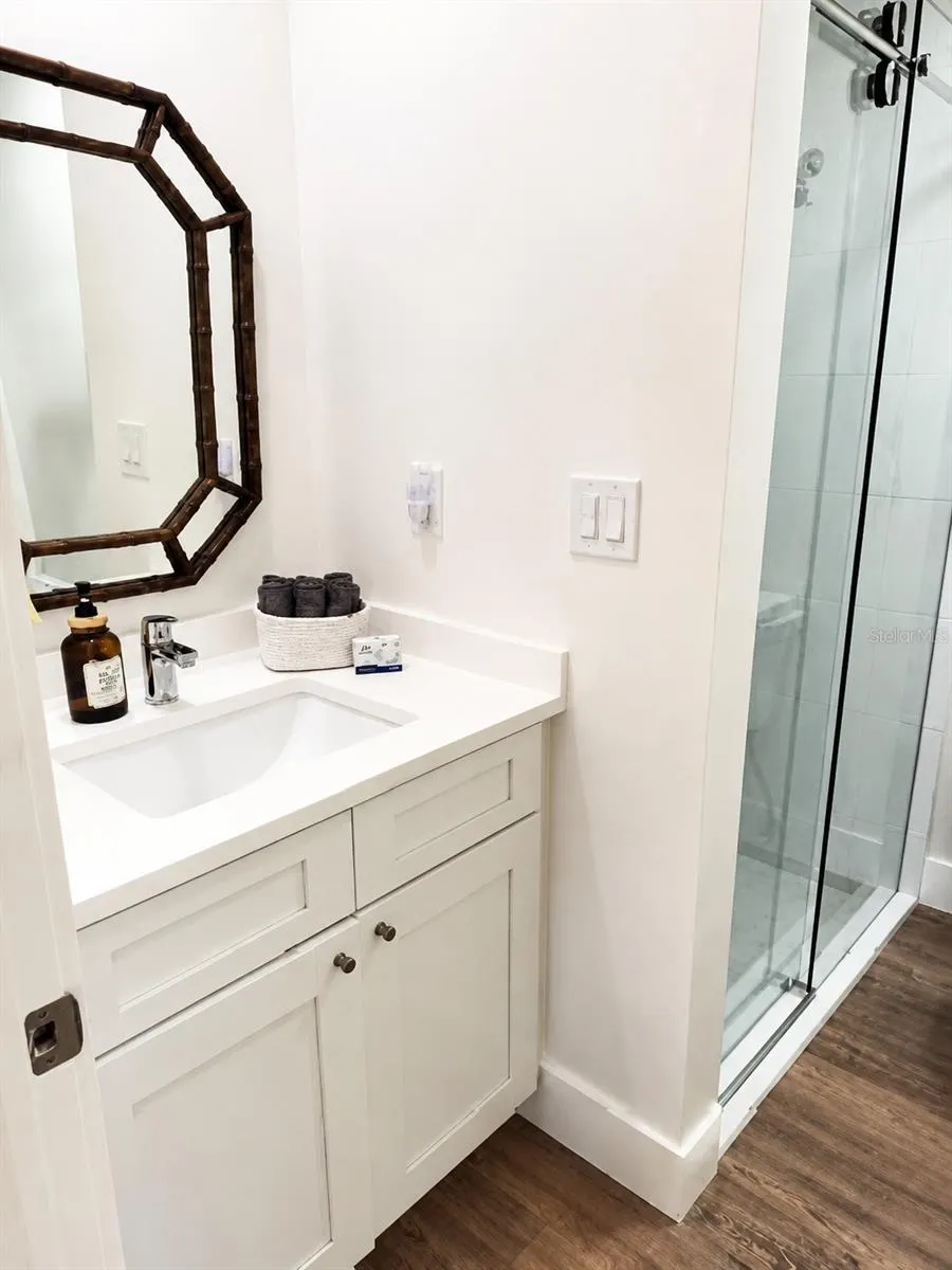540 NEPTUNE AVENUE #7 Longboat Key, FL 34228