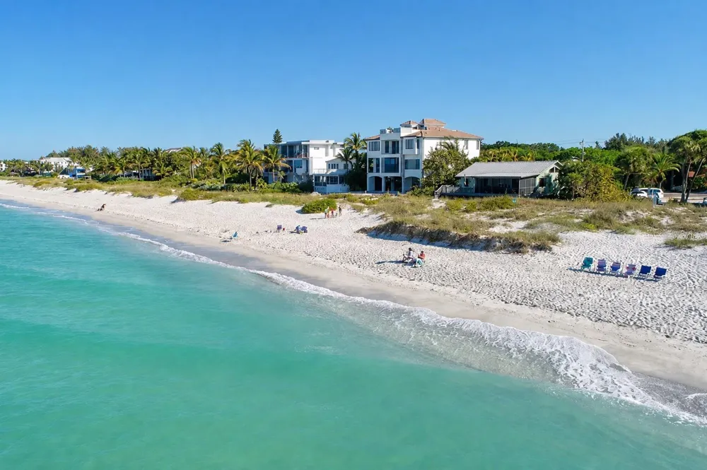 540 NEPTUNE AVENUE #7 Longboat Key, FL 34228