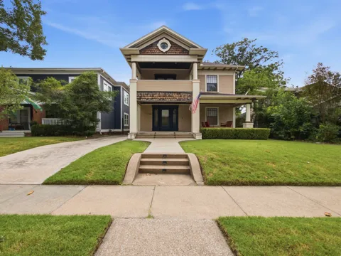 1209 Kings Highway