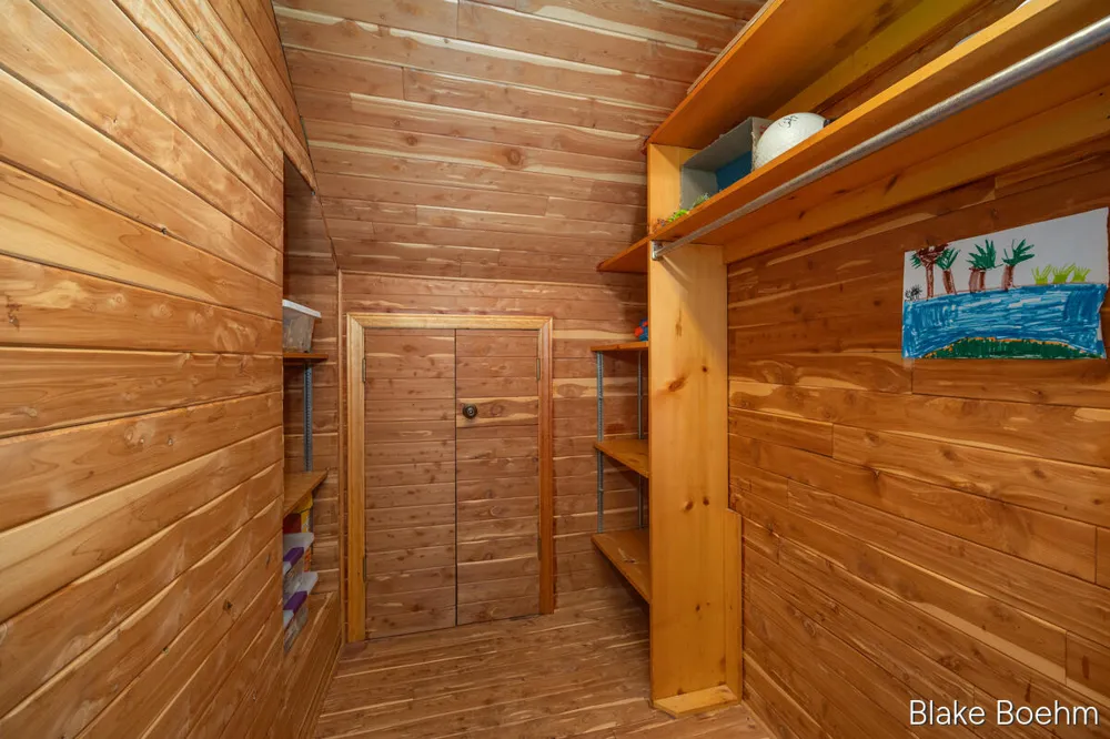 118 Lauderdale Avenue NE Grand Rapids Charter Township, MI 49546