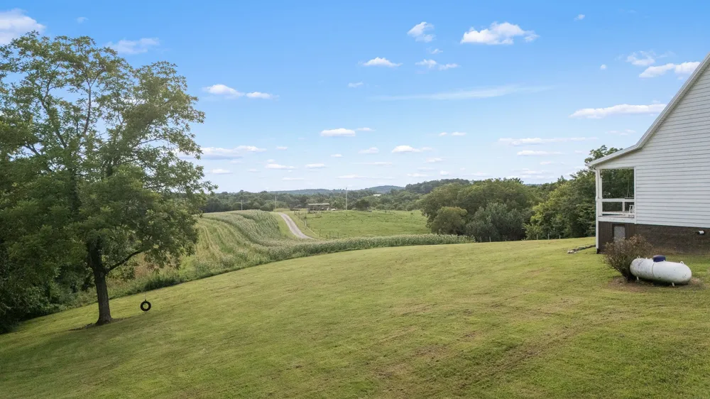104 Hickerson Rd Wartrace, TN 37183