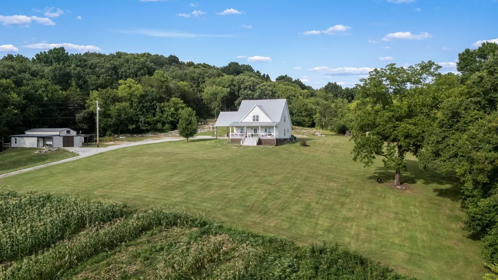 104 Hickerson Rd Wartrace, TN 37183
