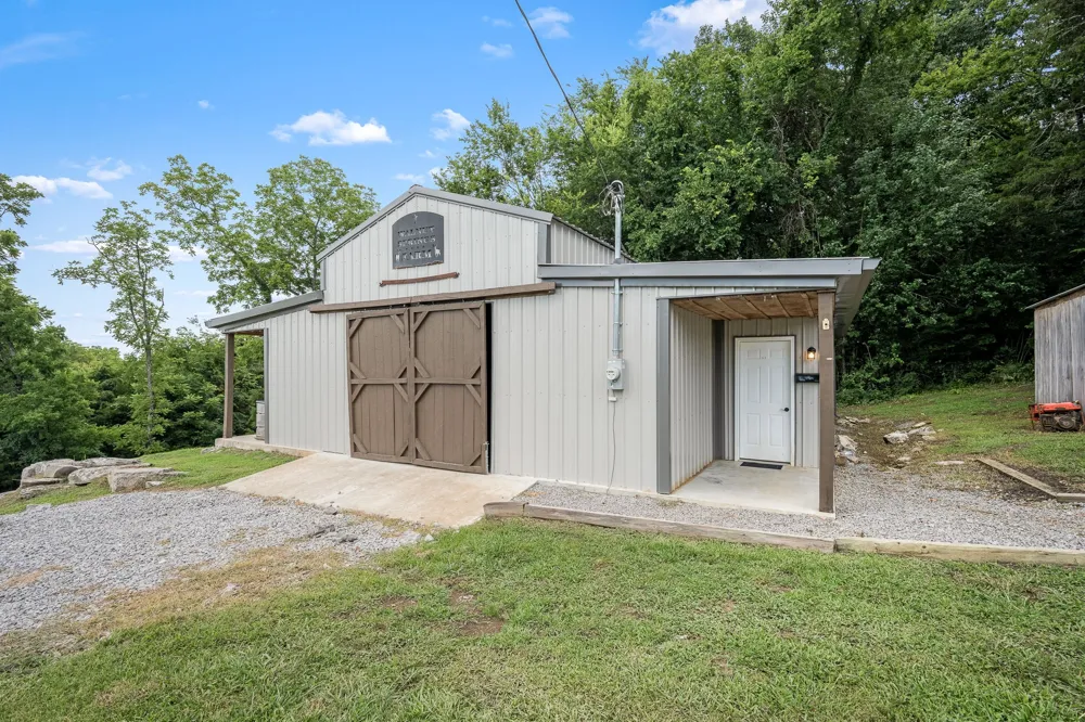 104 Hickerson Rd Wartrace, TN 37183