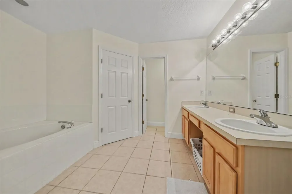 246 BRIGHTVIEW DRIVE Lake Mary, FL 32746