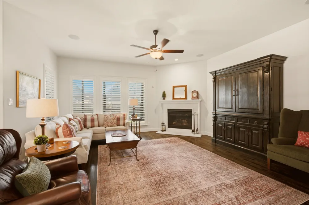 861 Manchester Avenue Prosper, TX 75078
