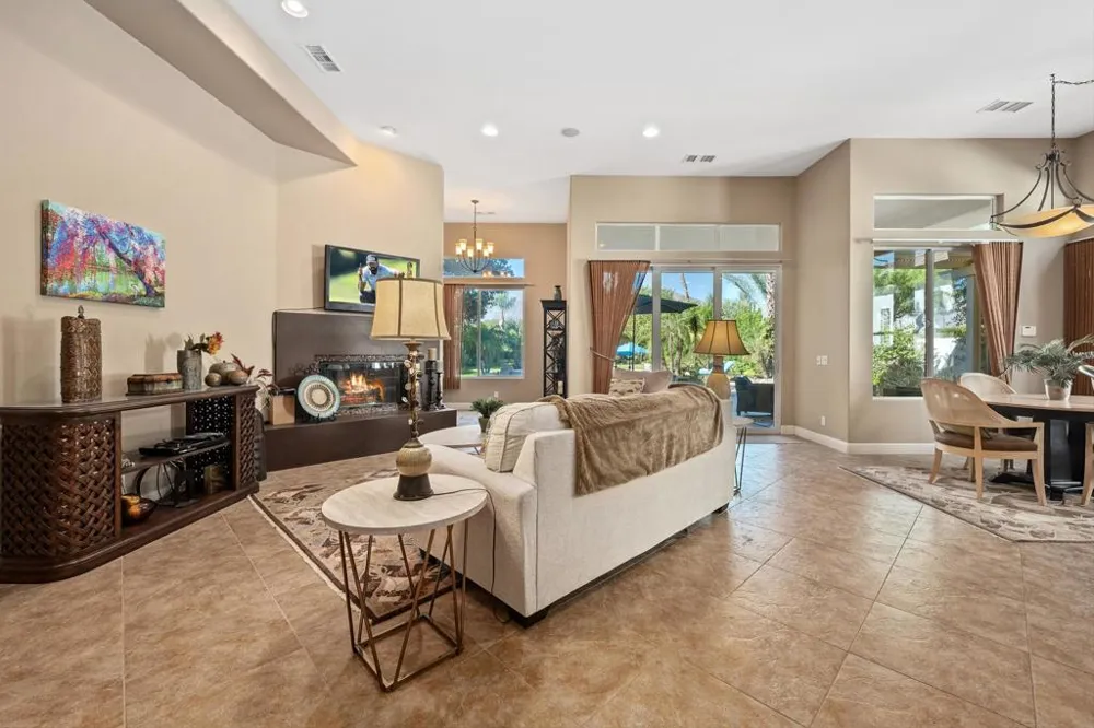 80099 Via Tesoro La Quinta, CA 92253