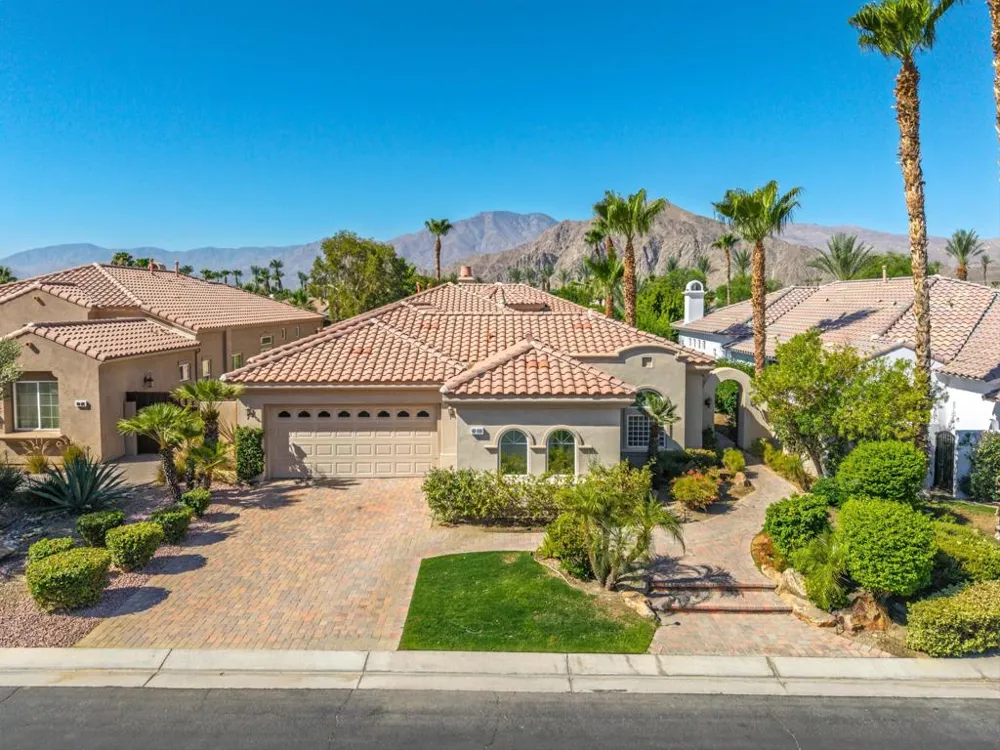 80099 Via Tesoro La Quinta, CA 92253