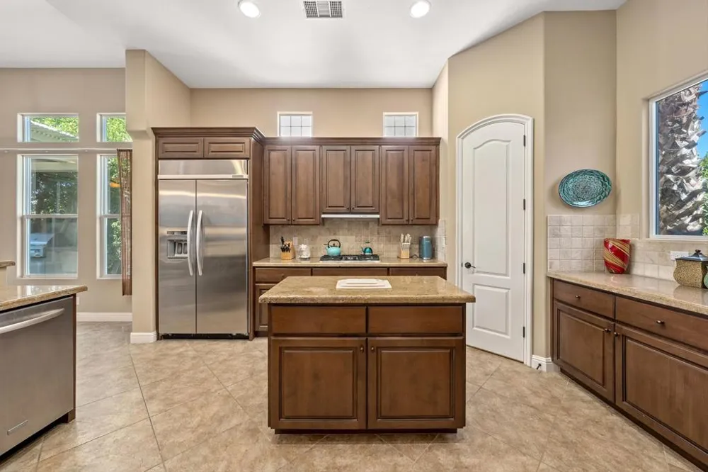 80099 Via Tesoro La Quinta, CA 92253