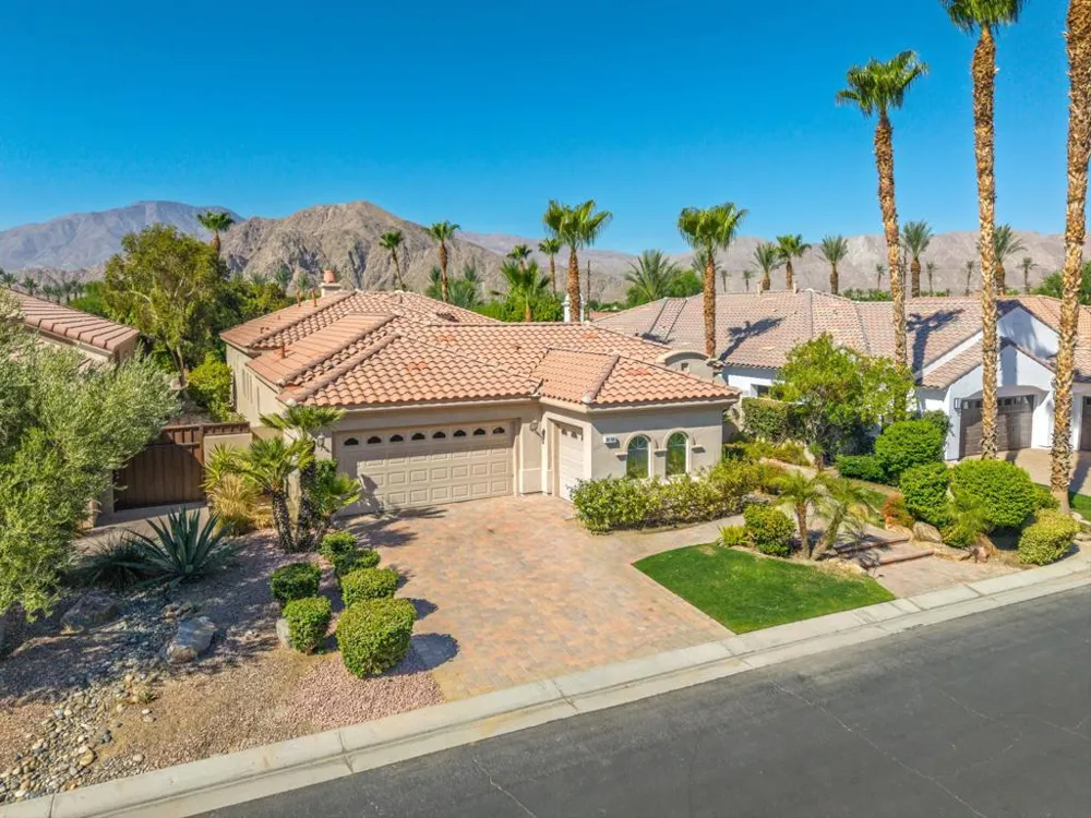 80099 Via Tesoro La Quinta, CA 92253