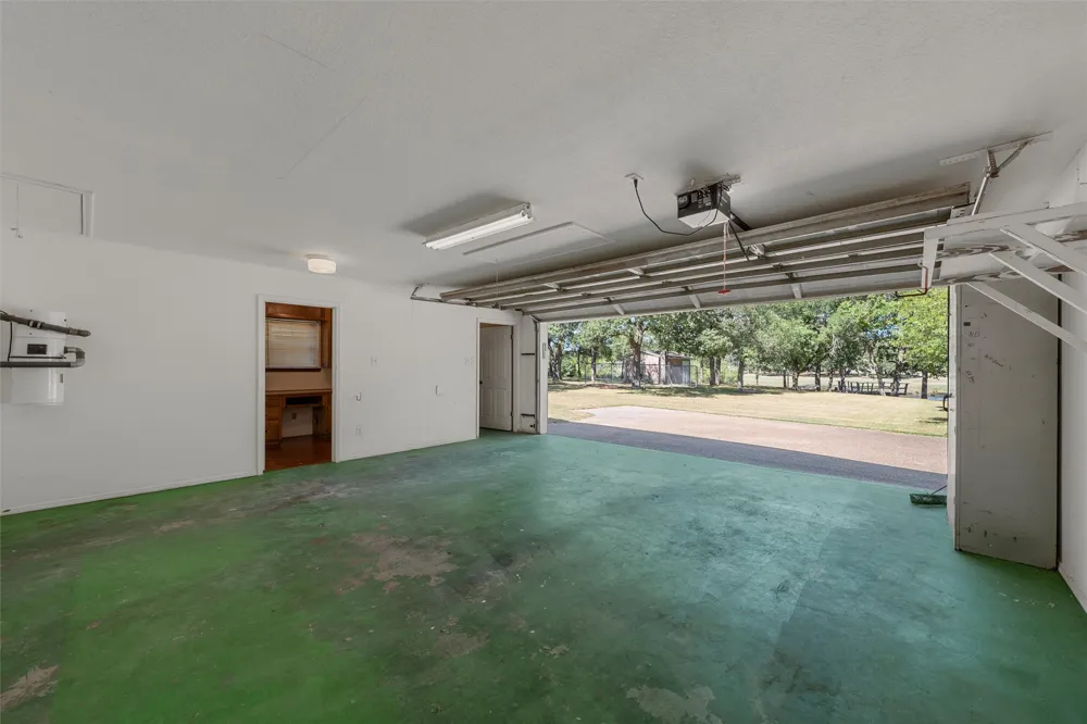 108 Spring Creek Street Lacy Lakeview, TX 76705