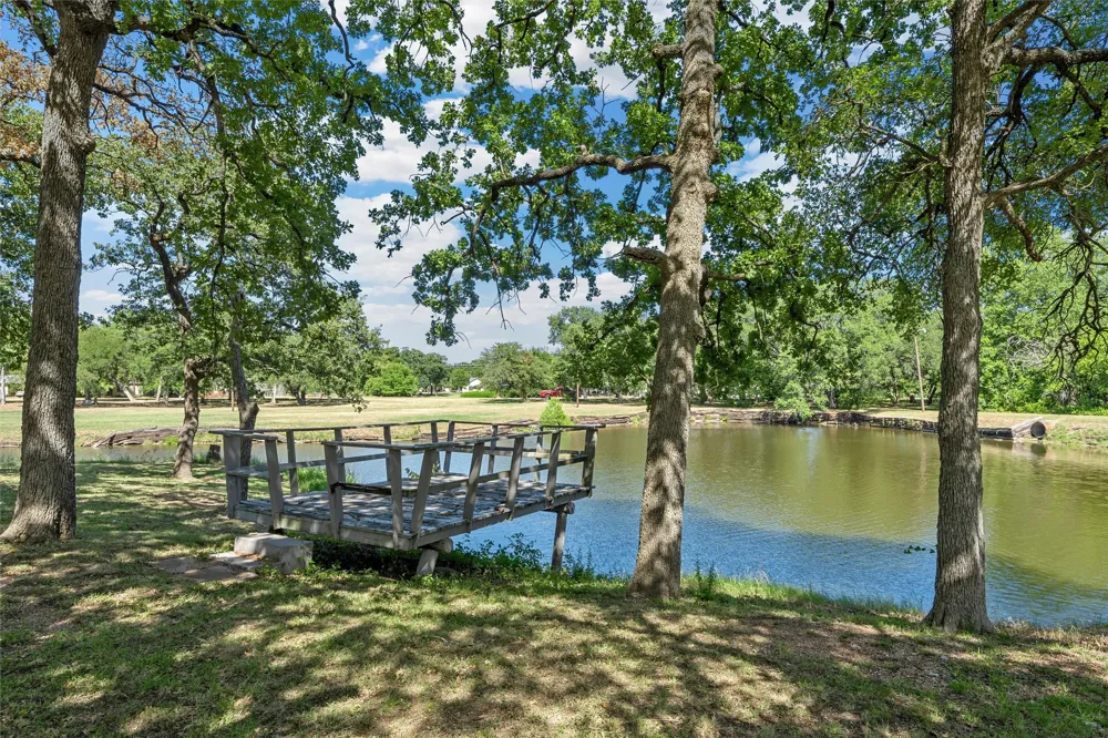 108 Spring Creek Street Lacy Lakeview, TX 76705