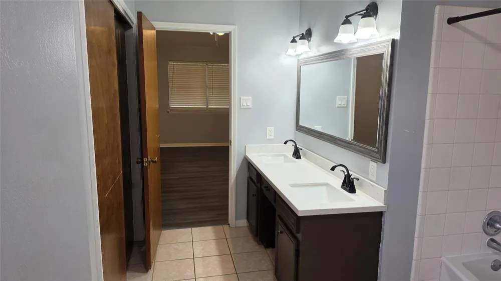 1502 Sudbury Drive Pasadena, TX 77504