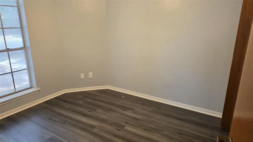 1502 Sudbury Drive Pasadena, TX 77504