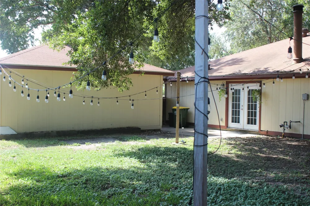 1502 Sudbury Drive Pasadena, TX 77504