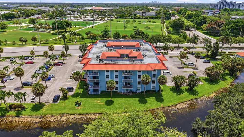505 S PINE ISLAND ROAD #B310 Plantation, FL 33324