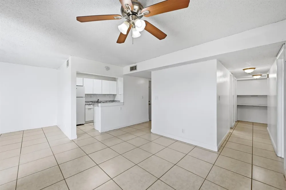 505 S PINE ISLAND ROAD #B310 Plantation, FL 33324