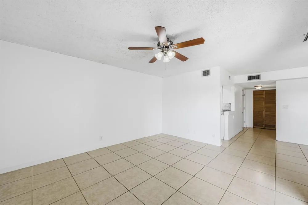 505 S PINE ISLAND ROAD #B310 Plantation, FL 33324