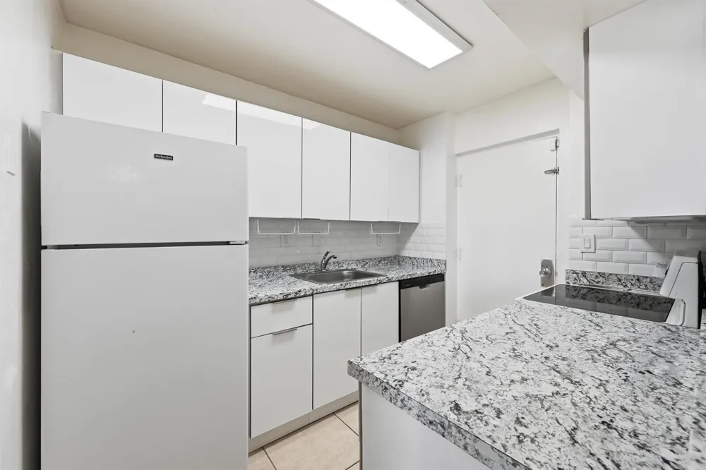 505 S PINE ISLAND ROAD #B310 Plantation, FL 33324