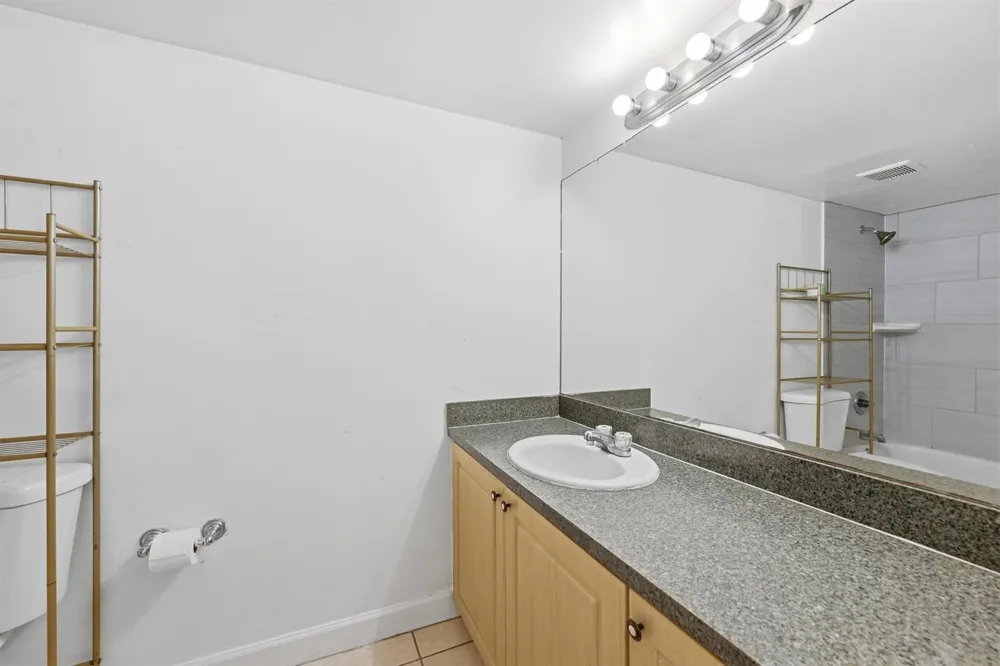 505 S PINE ISLAND ROAD #B310 Plantation, FL 33324