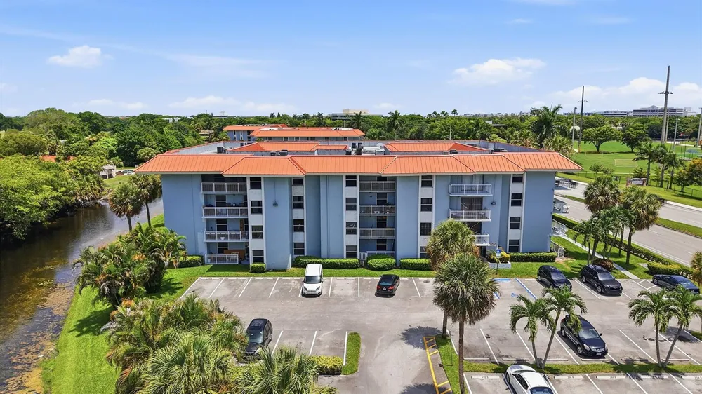 505 S PINE ISLAND ROAD #B310 Plantation, FL 33324