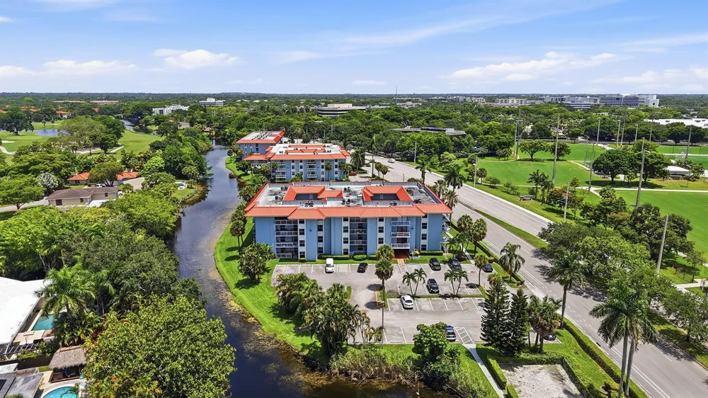 505 S PINE ISLAND ROAD #B310 Plantation, FL 33324