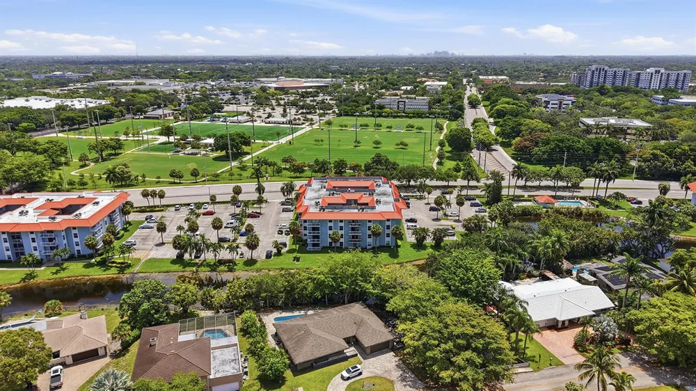 505 S PINE ISLAND ROAD #B310 Plantation, FL 33324