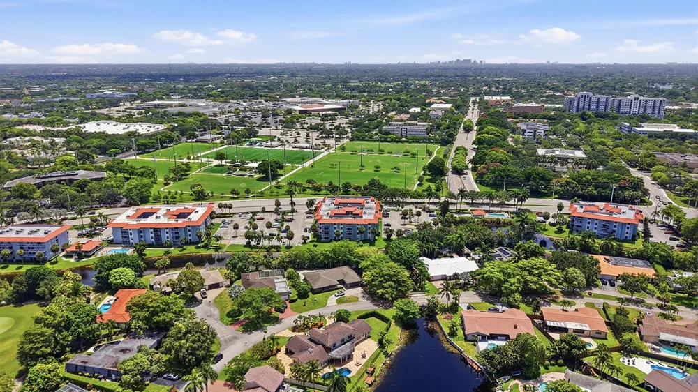 505 S PINE ISLAND ROAD #B310 Plantation, FL 33324