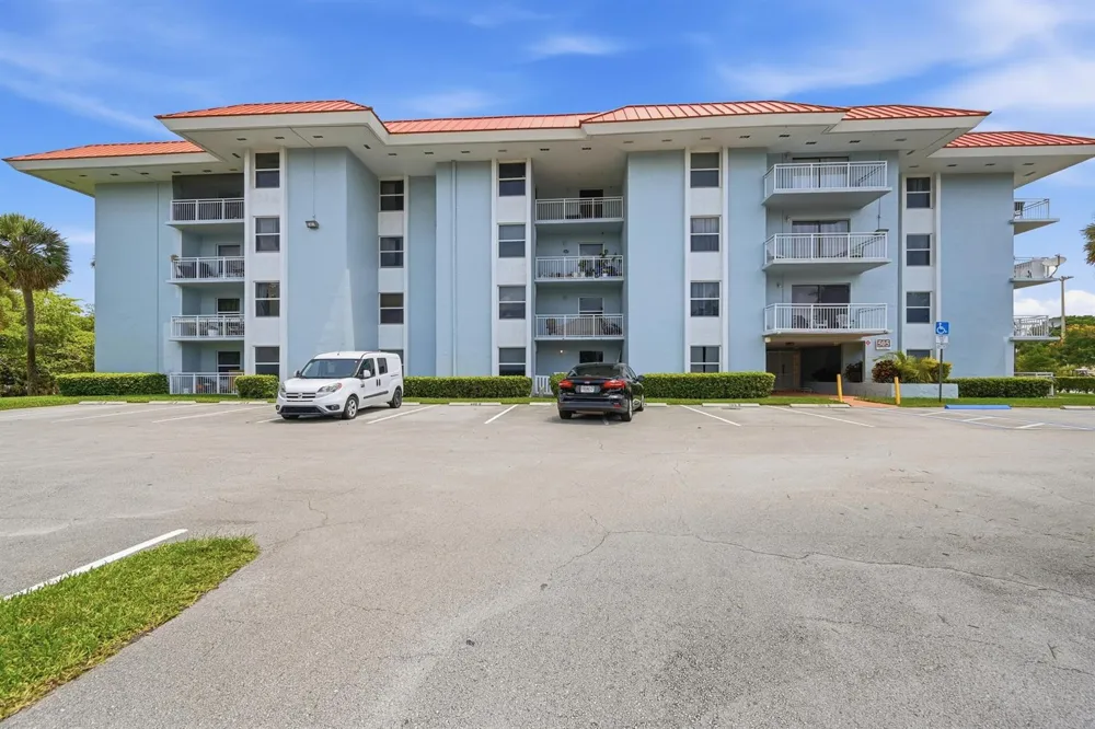 505 S PINE ISLAND ROAD #B310 Plantation, FL 33324