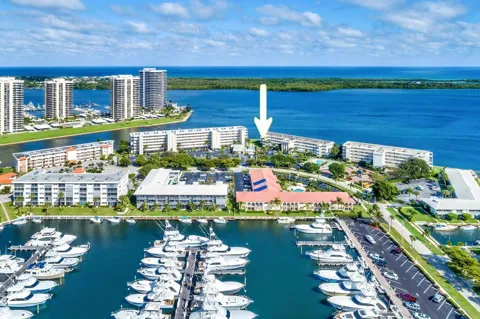 52 Yacht Club Drive #309