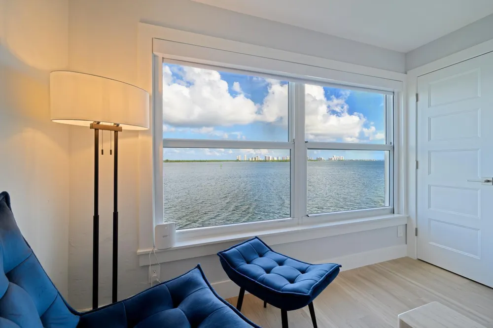 52 Yacht Club Drive #309 North Palm Beach, FL 33408