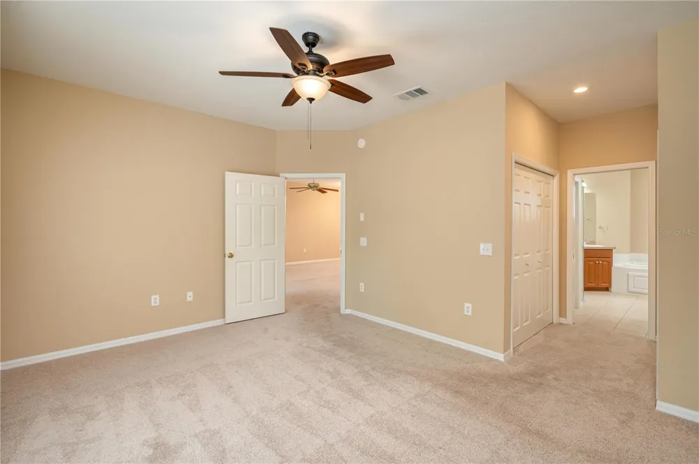 590 GRASSLANDS VILLAGE CIRCLE #590 Lakeland, FL 33803