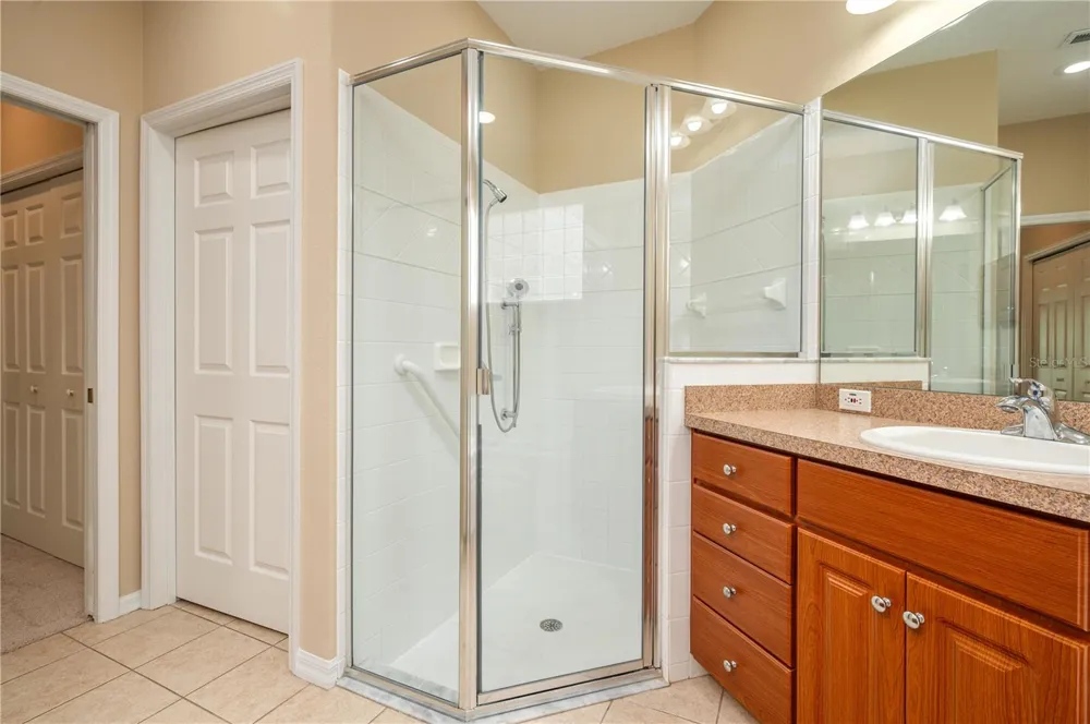 590 GRASSLANDS VILLAGE CIRCLE #590 Lakeland, FL 33803