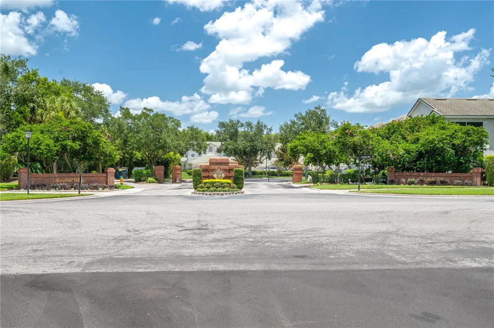 590 GRASSLANDS VILLAGE CIRCLE #590 Lakeland, FL 33803