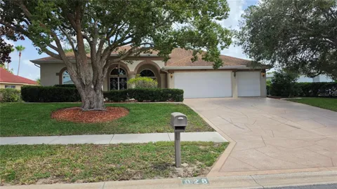1028 ARCHWAY DRIVE