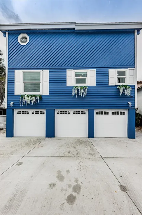 8432 W GULF BOULEVARD #Jellyfish