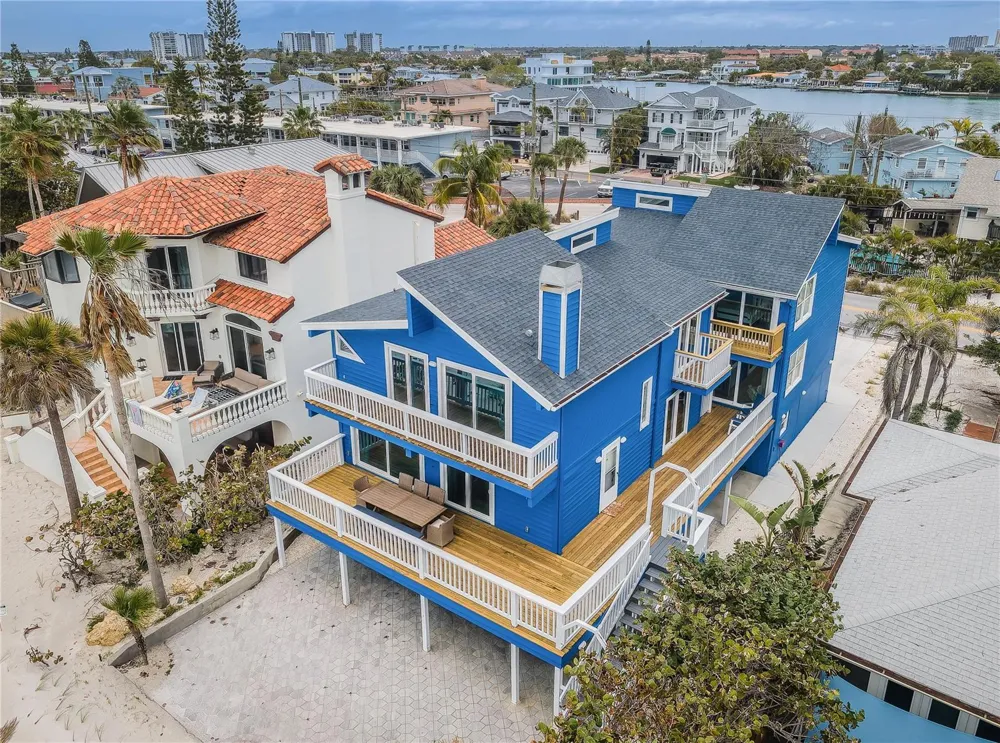 8432 W GULF BOULEVARD #Jellyfish Treasure Island, FL 33706